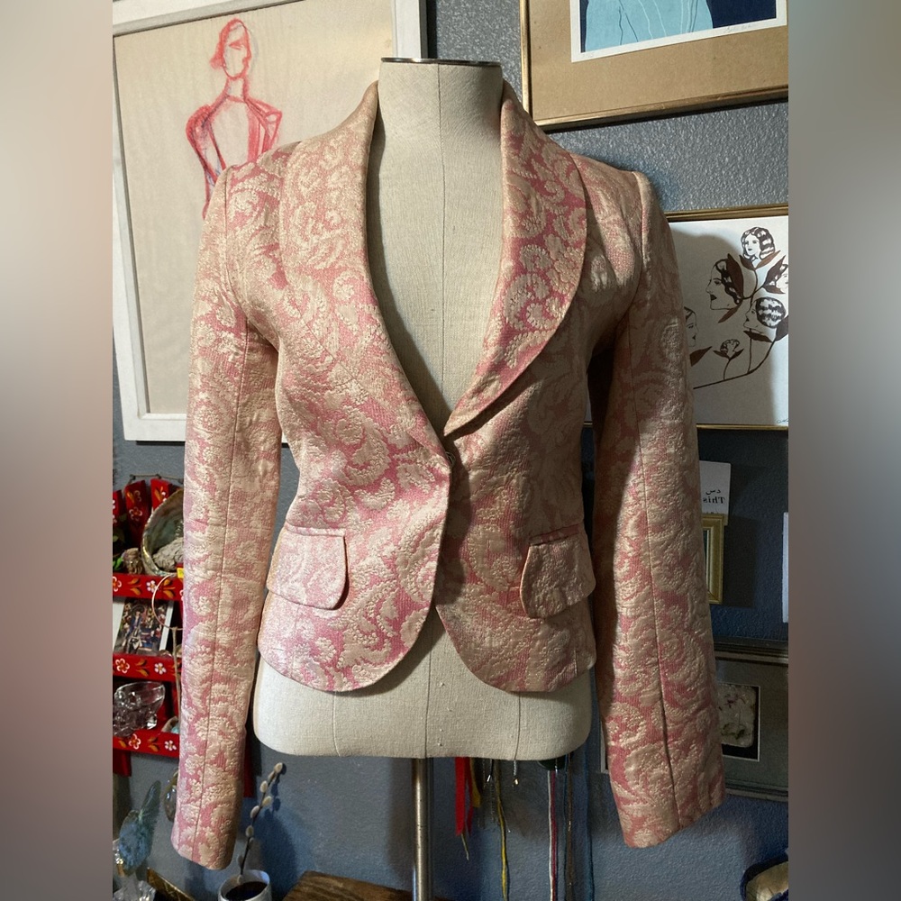 Marciano Pink Jacket Guild Brocade Waist Length Fuschia Lining Snap Closure